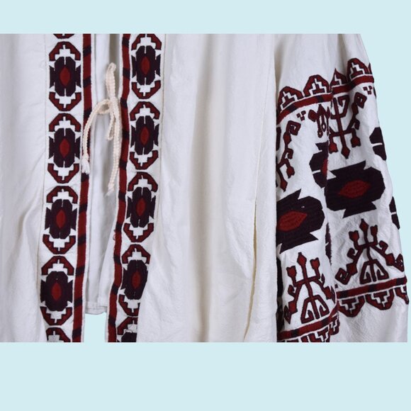 Free People Swing Jacket Women's Size Large Off White Red Boho Embroidered Top - Picture 7 of 16